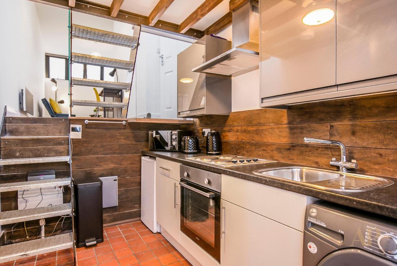 לונדון Split Level Studio Apartment In Camden מראה חיצוני תמונה
